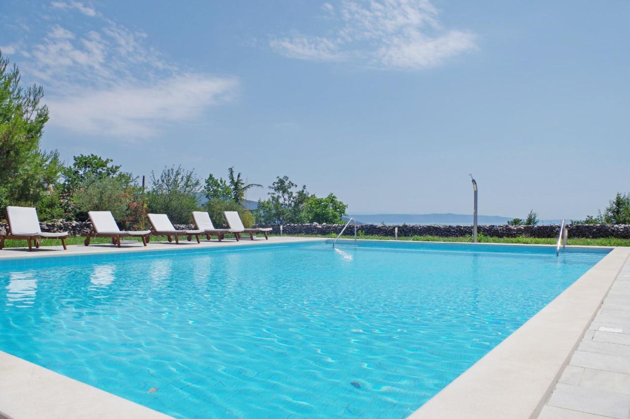 Rakalj Holiday Apartments In House Sanja מראה חיצוני תמונה